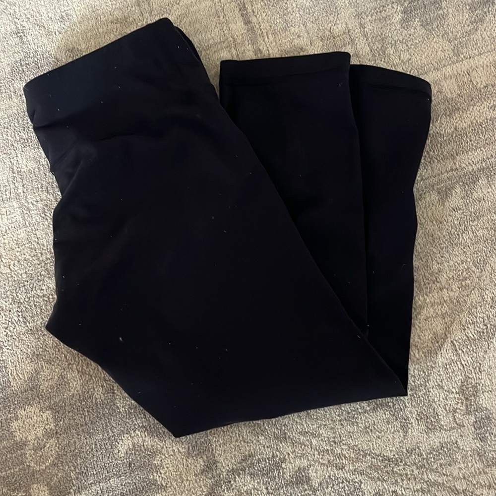 BLACK LULULEMON PANTS
